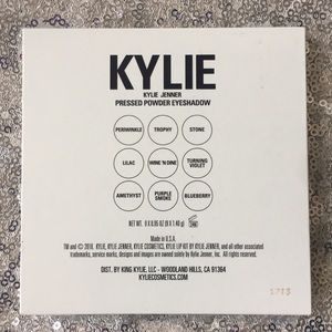 Kylie Cosmetics Makeup - KYLIE pressed powder eyeshadow palette Kylie Cosmetics Makeup - KYLIE pressed powder eyeshadow palette